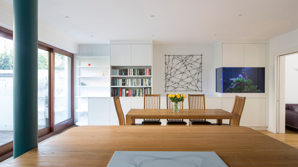 Southview Crescent, London